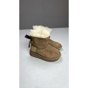 UGG Toddler Bailey Bow II Boots Chestnut Suede Shearling Size 8